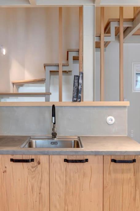 Apartmán Nomade Vibrant Living Loft Ermupoli Exteriér fotografie